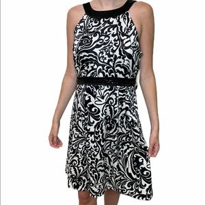 Vintage Isadora Collecton Women’s Black and White Sleeveless Dress